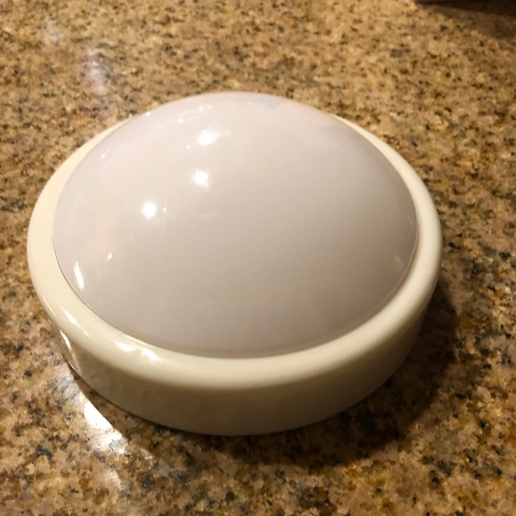 Closet/Pantry✨💡✨Light - Picture 1 of 7